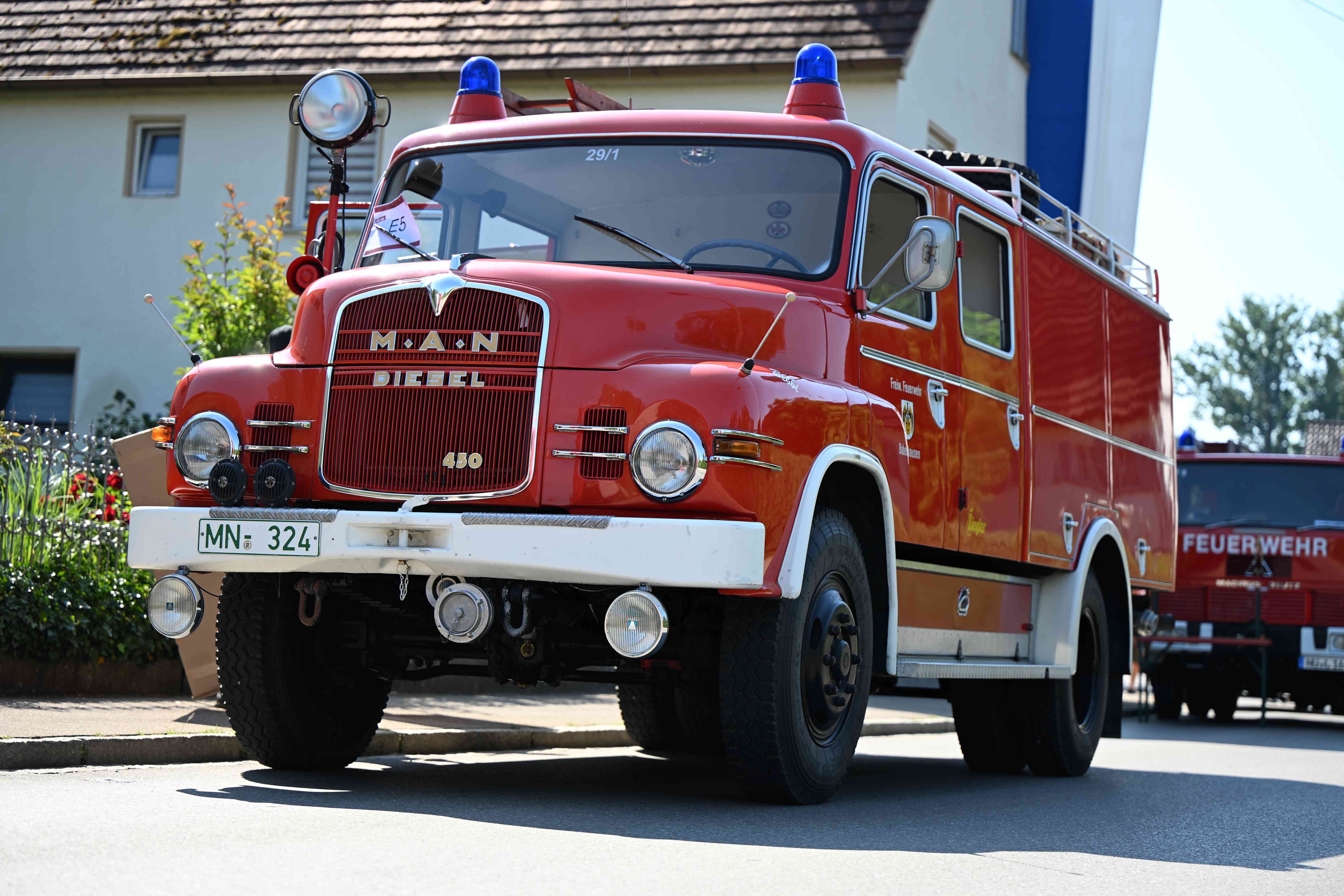Wattenweiler Festtage Oldtimer