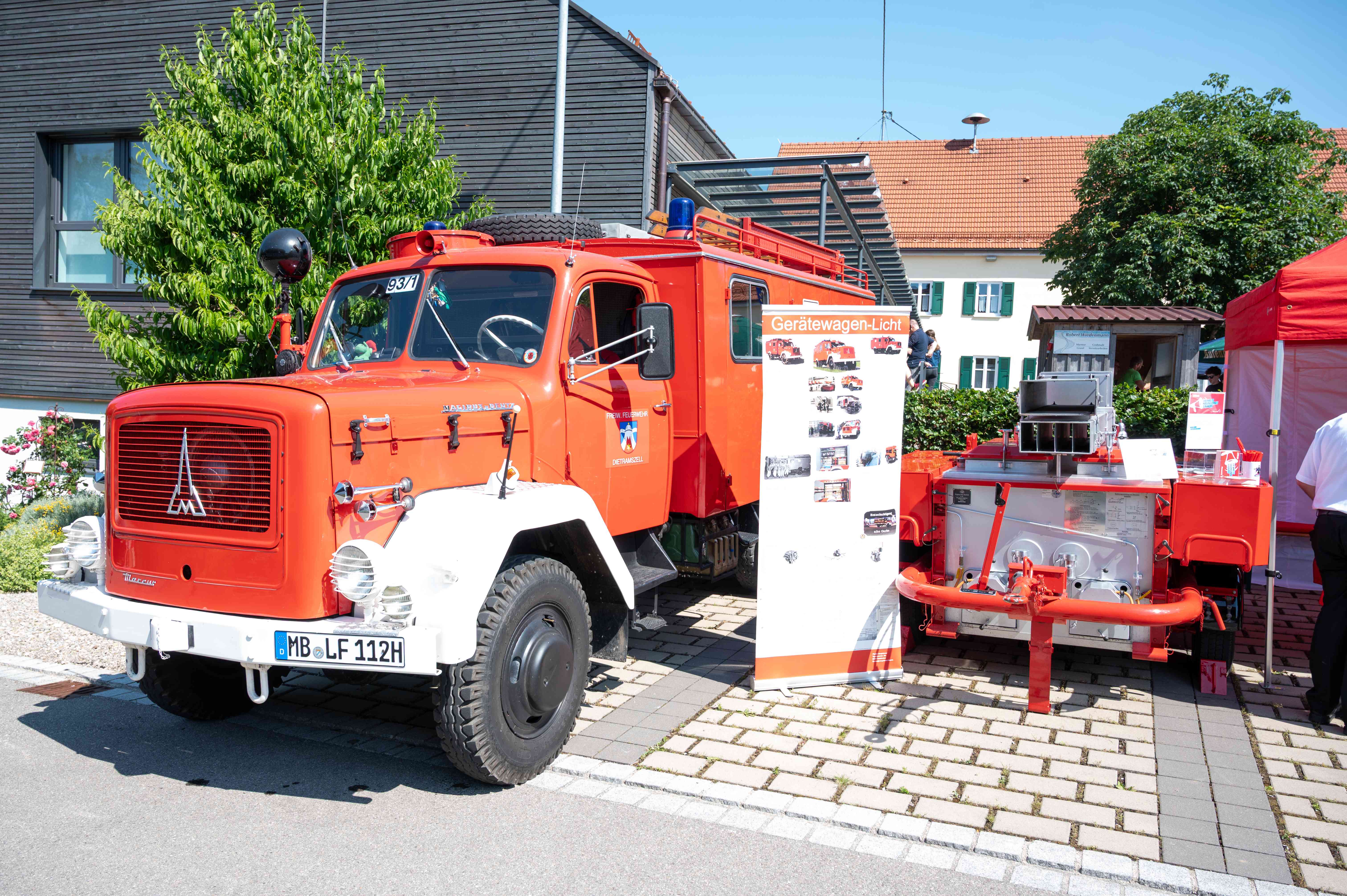 Wattenweiler Festtage Oldtimer